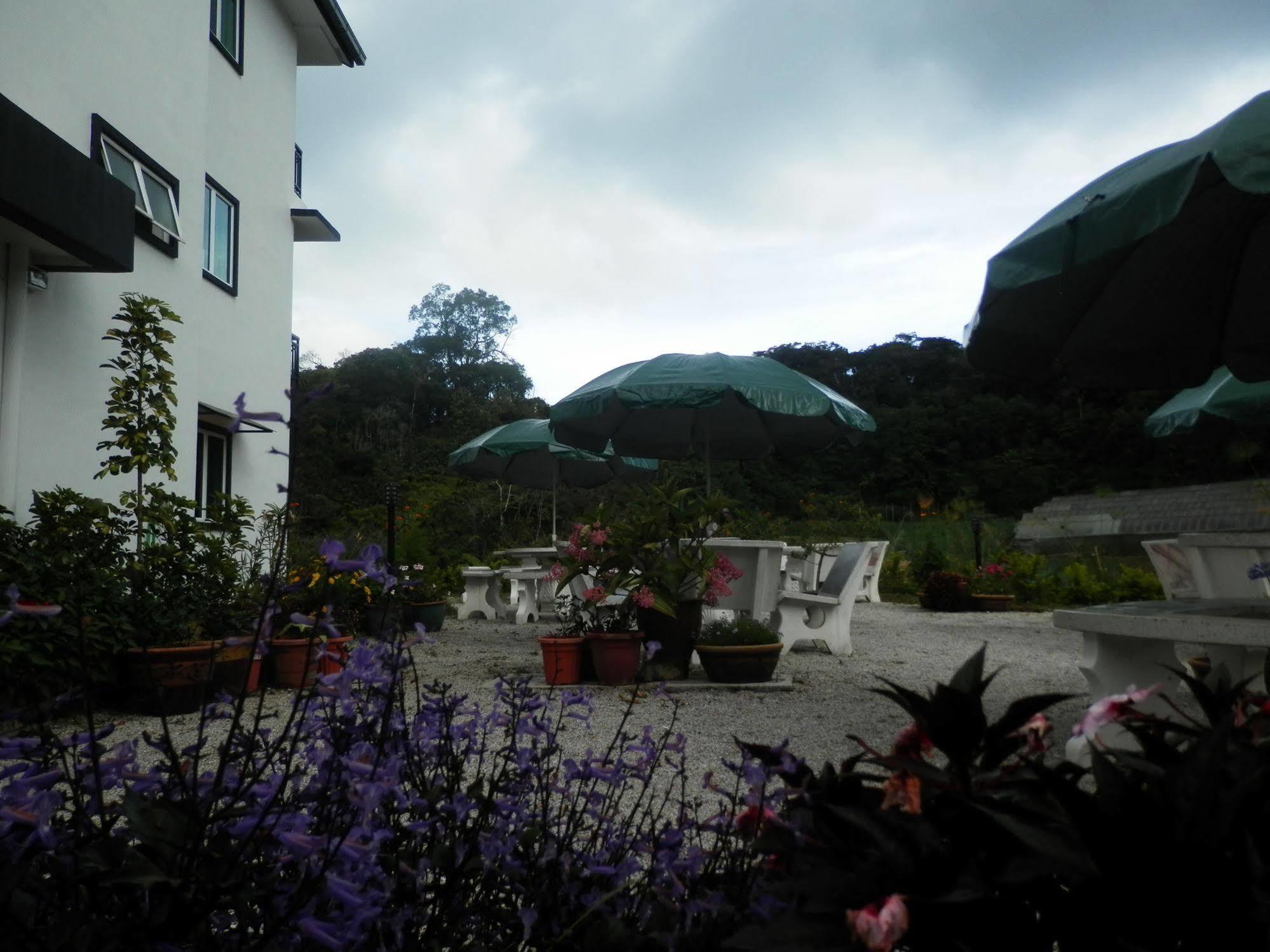 Rovers Inn Cameron Highlands Exterior foto